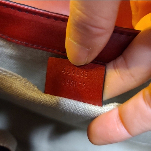 ‼️SOLD‼️Gucci Emily shoulder bag - Picture 5 of 17